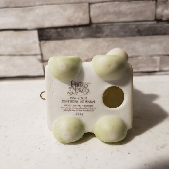 Precious Moments Baby Bear May Your Birthday Be Warm Figurine 15938 Train - Picture 5 of 5